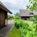 In Mit Gepflegtem Garten By Interhome * Gąski